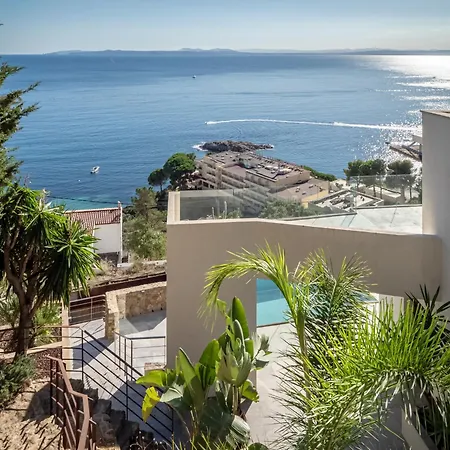 House In Roses Near Canyelles *